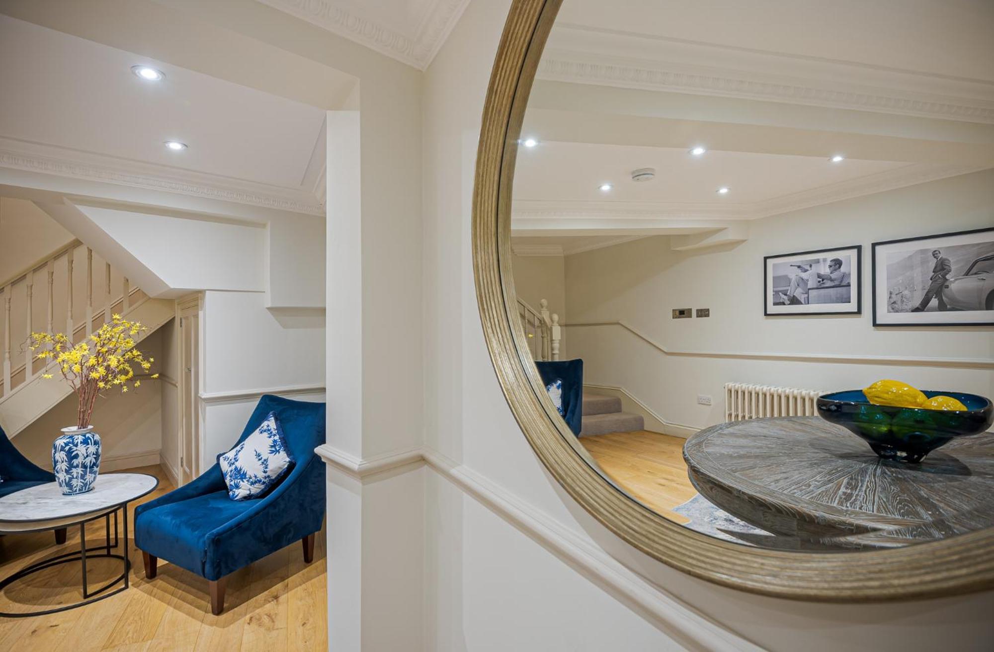 Modern 3 Bedroom Luxury House With Garage In Central London Exterior foto