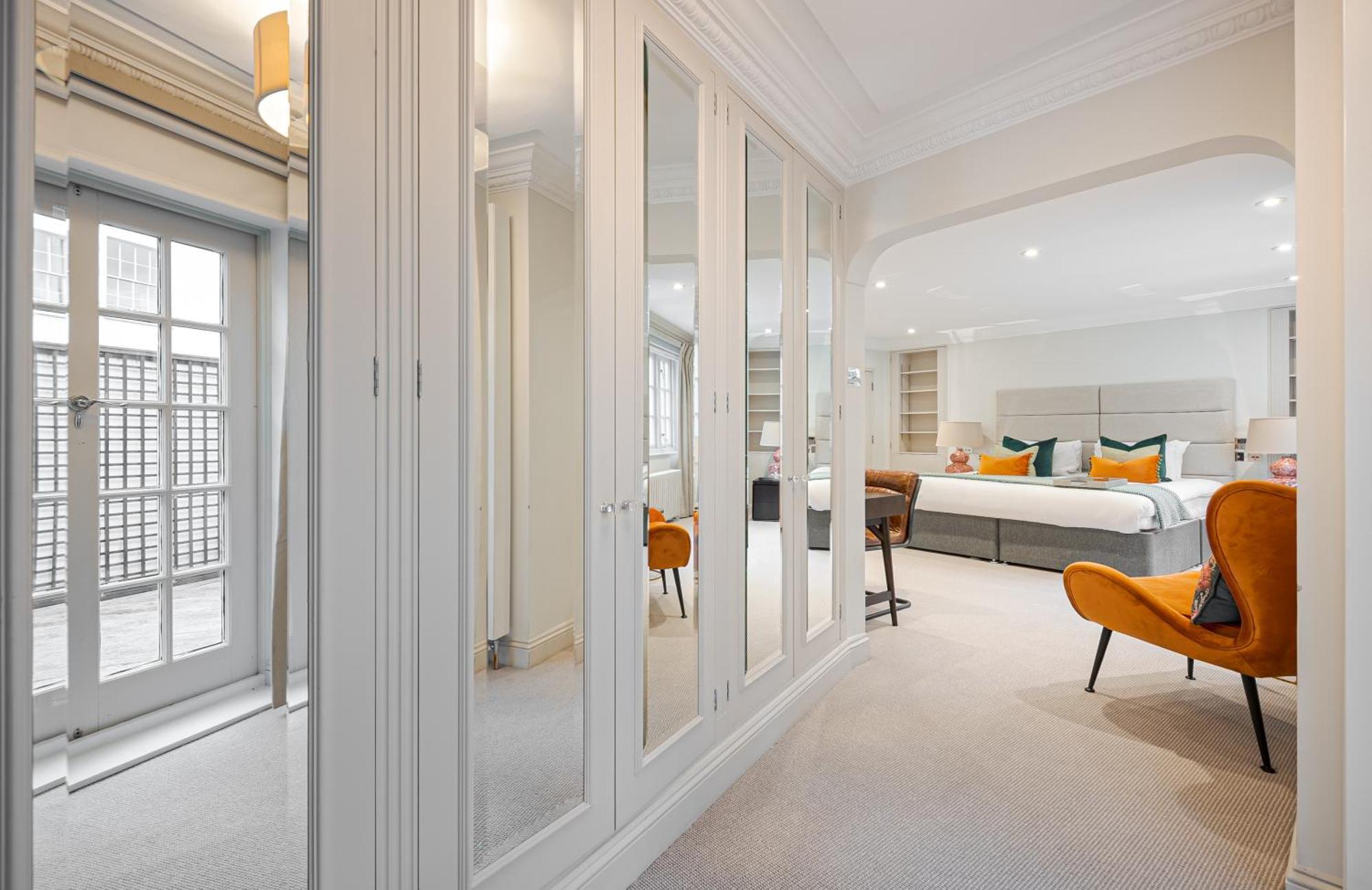 Modern 3 Bedroom Luxury House With Garage In Central London Exterior foto