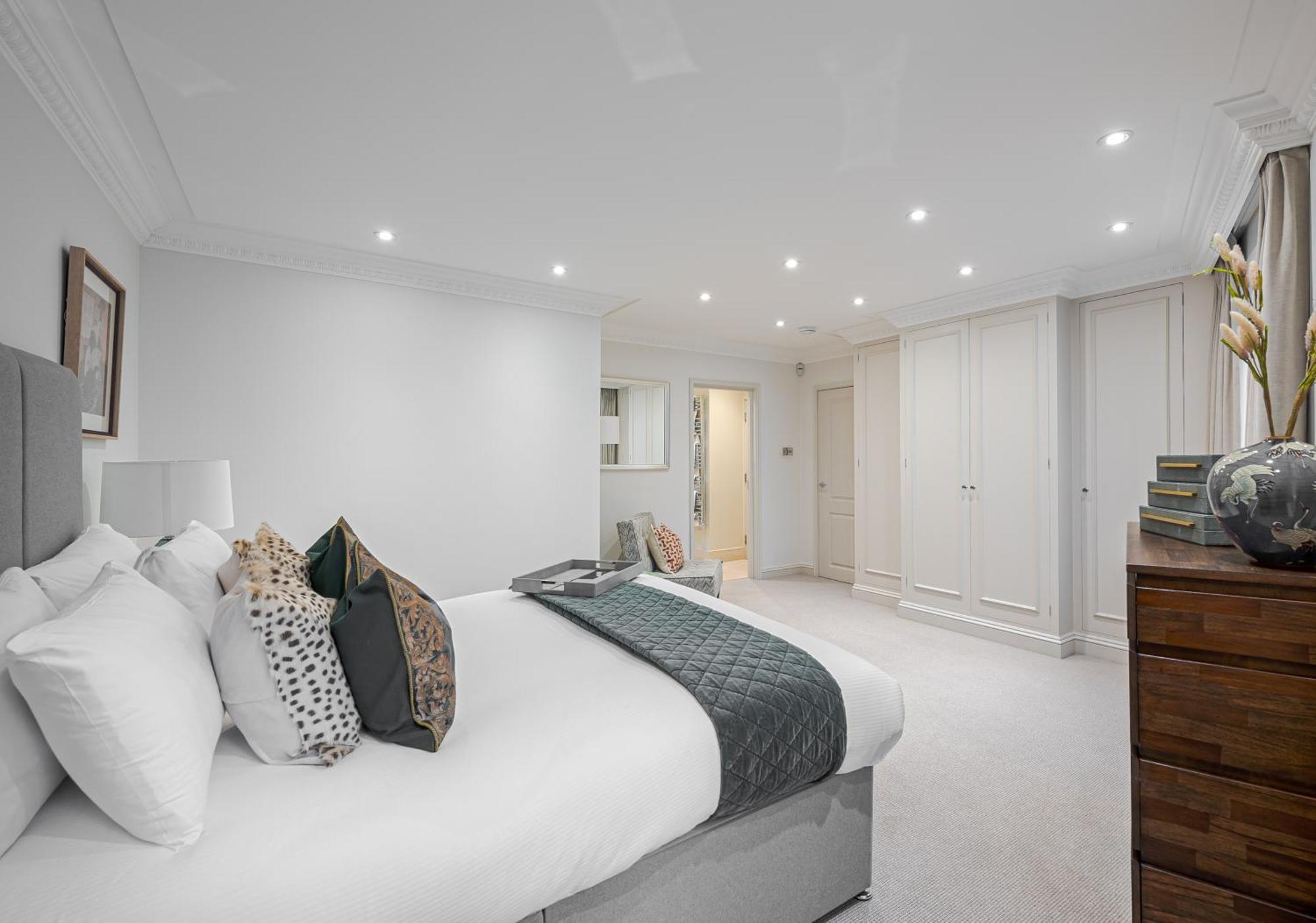 Modern 3 Bedroom Luxury House With Garage In Central London Exterior foto