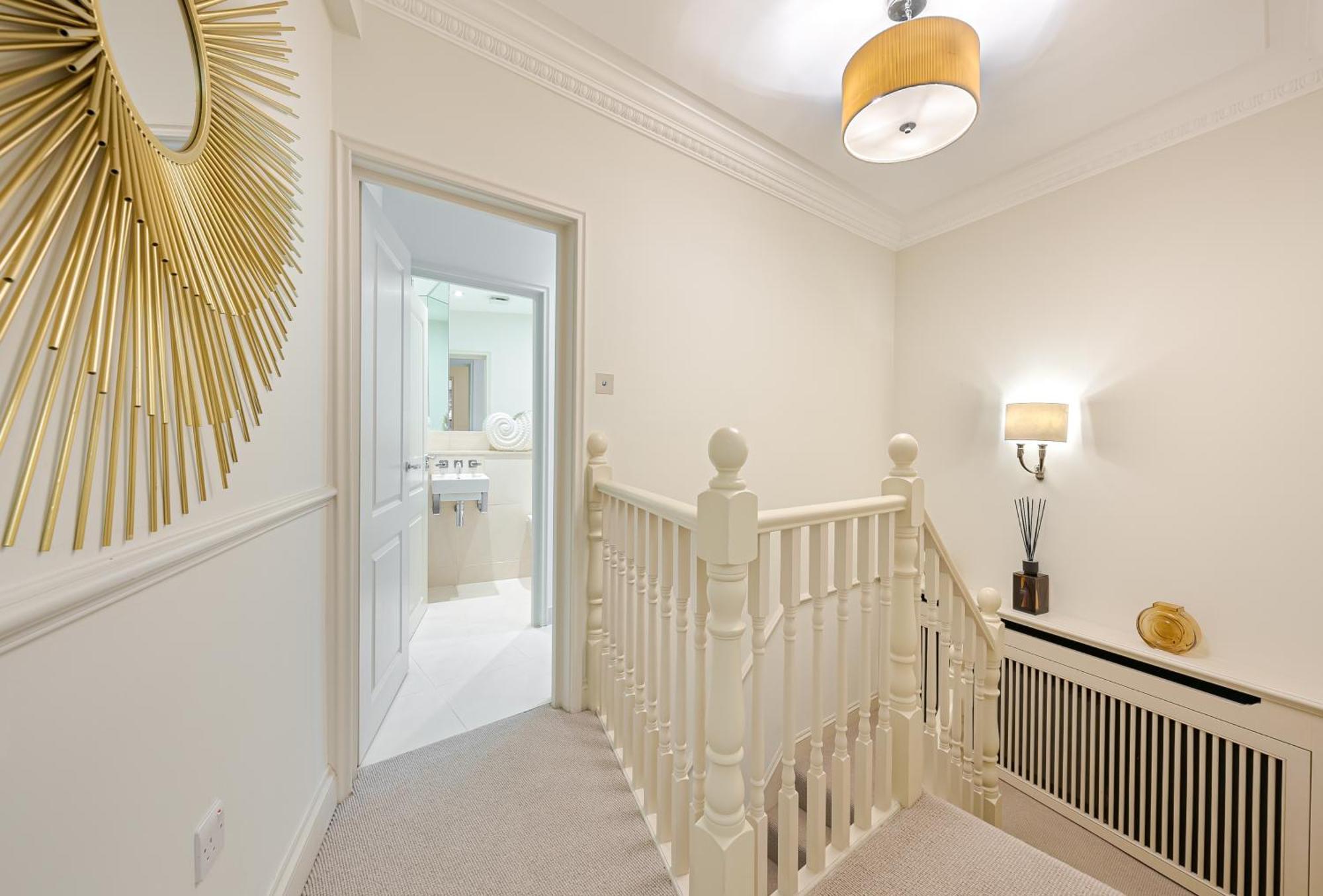 Modern 3 Bedroom Luxury House With Garage In Central London Exterior foto